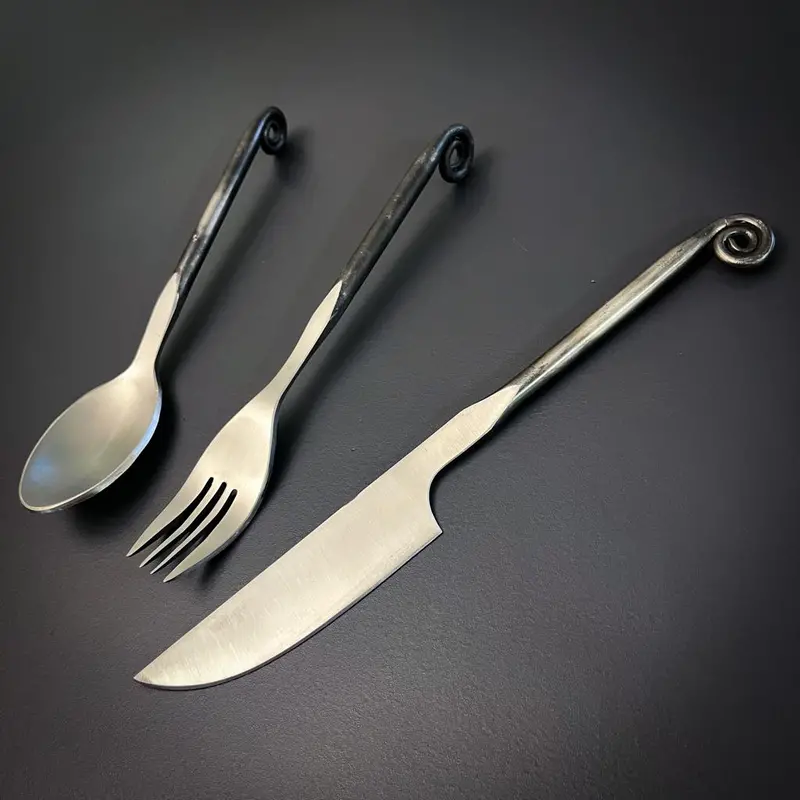 Artisan Hand-Forged Cutlery Set – Premium Kitchen Knives 1