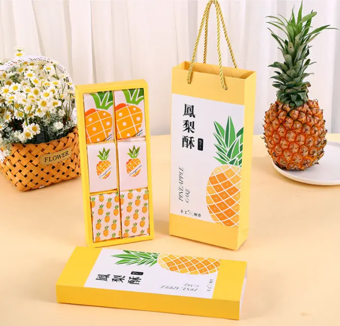 Festive Pineapple Tart Presentation Box – Traditional Chinese New Year Confectionery Packaging 1