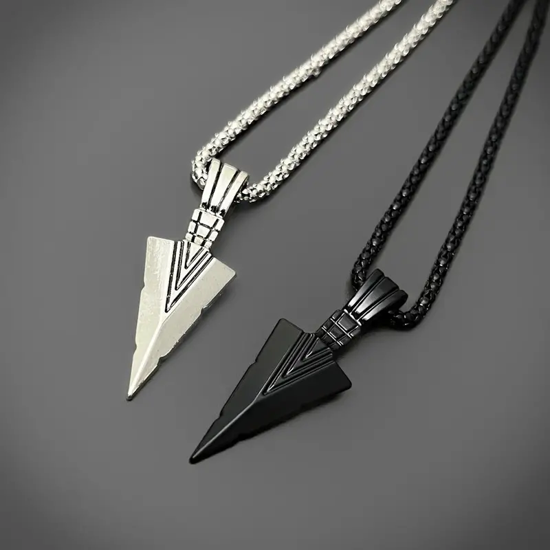 Geometric Arrowhead Necklace Design 1