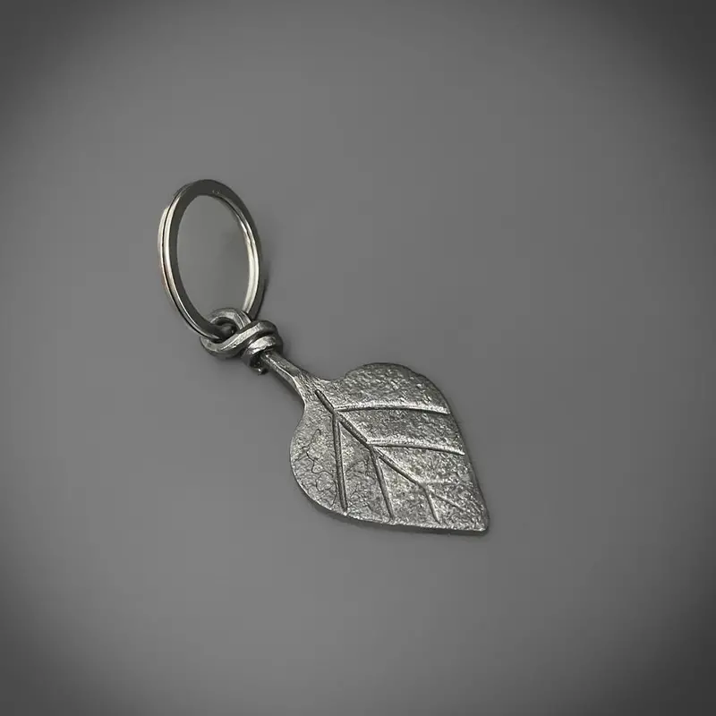 Leaf-Shaped Iron Keyring – Artisan Forged 1
