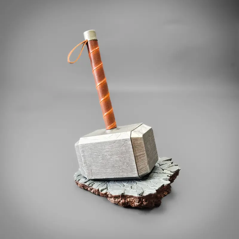 Magnetic Thor'S Hammer Desk Pen 1