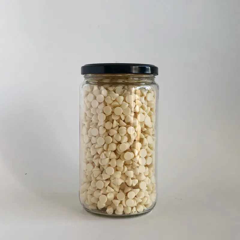 Premium White Chocolate Chips 1