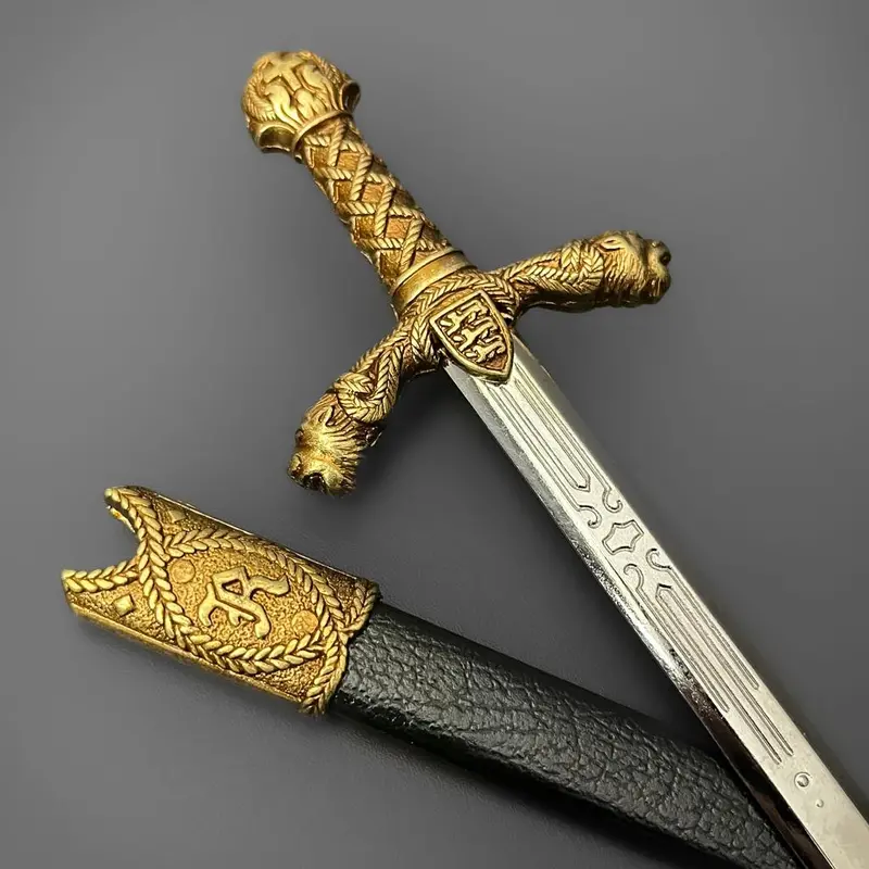 Richard The Lionheart Mini Sword – Historical Collectible 1