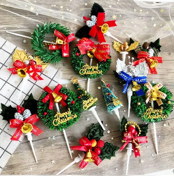 Set Of 5 Festive Christmas Cake Toppers: Tree, Wreath, Holly, And More 1