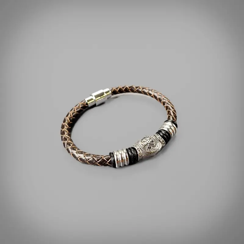Single Vegvisir Wristband – Brown Leather 1