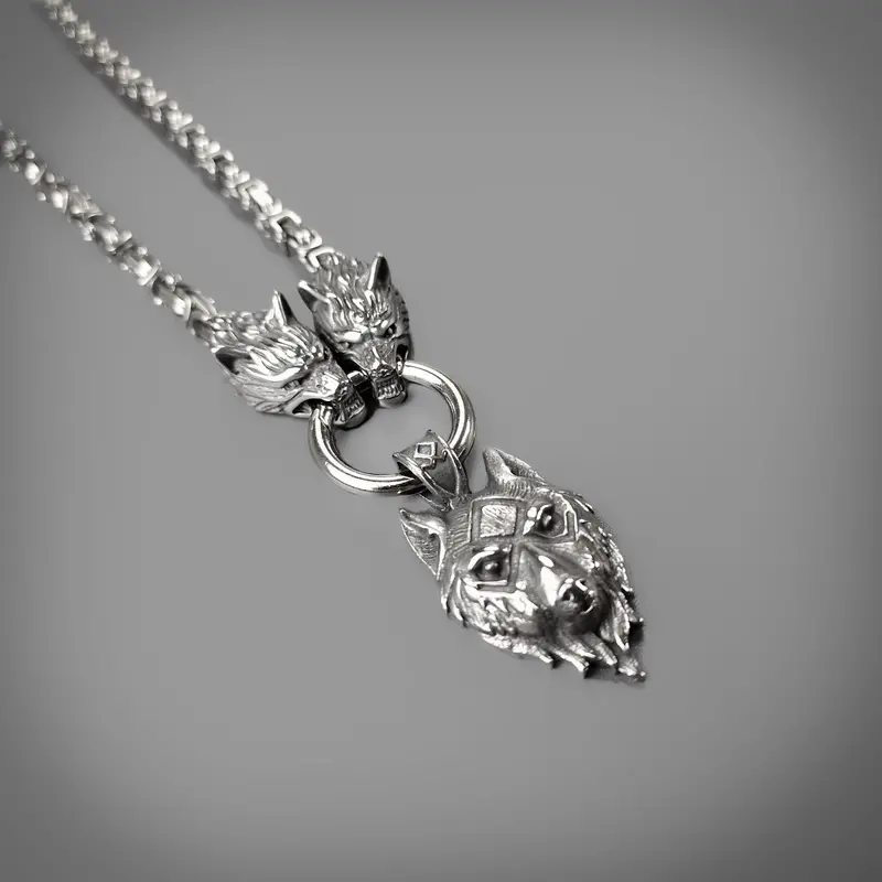 Sköll Wolf Pack Medallion – Norse Mythology Pendant 1