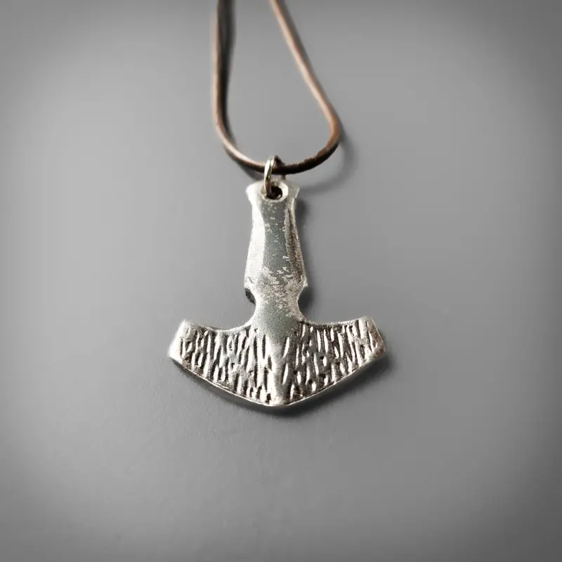 Textured Forged Mjolnir Charm 1