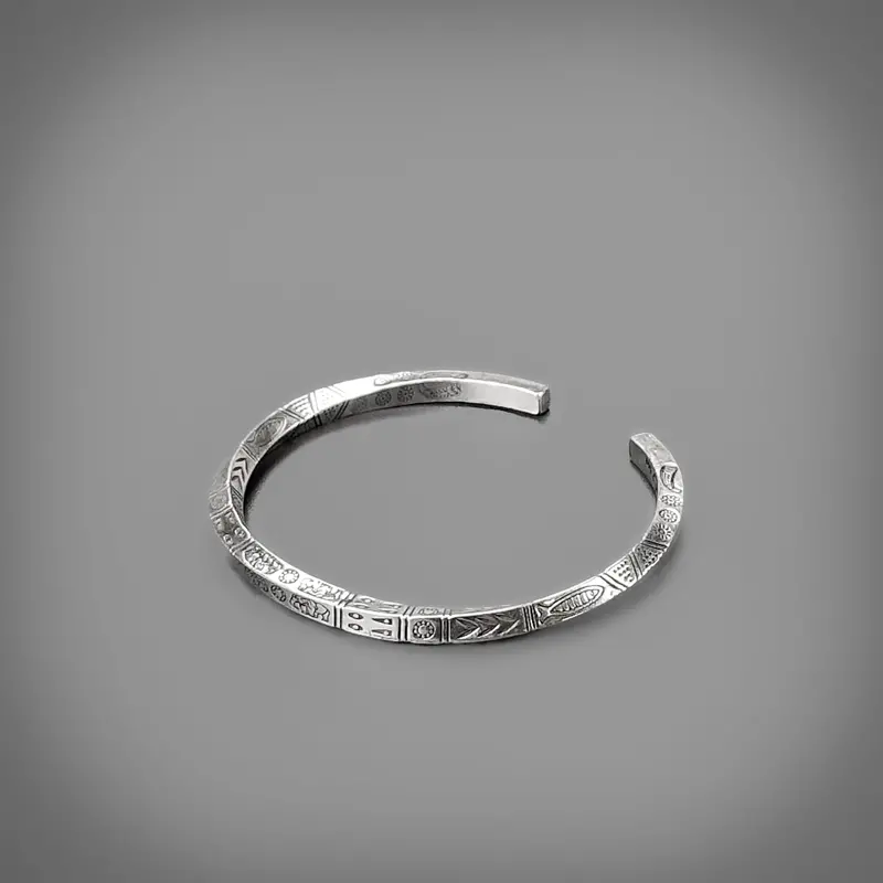 Twisted Totem Cuff – Hand-Forged Brass Band 1